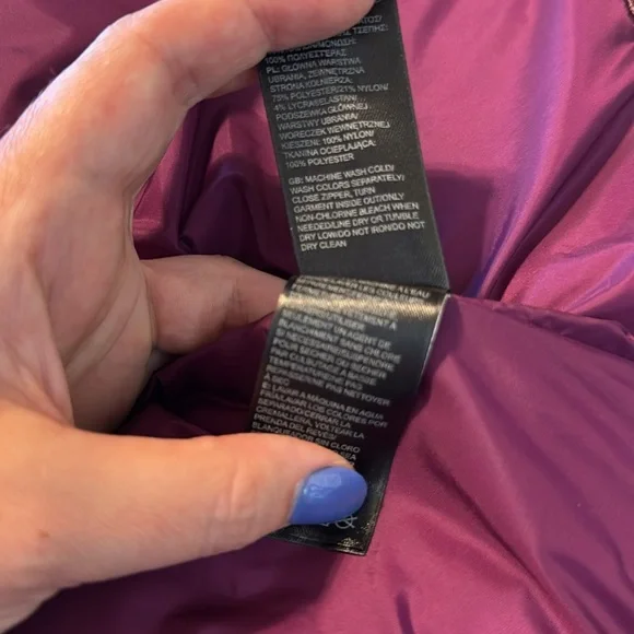 The North Face purple puffer vest, medium - Picture 9 of 9